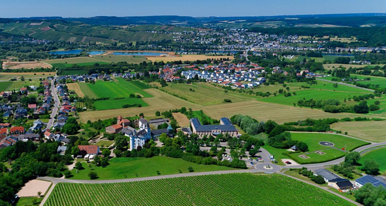 Victor'S Residenz-Hotel Schloss Berg Nennig Eksteriør bilde Aerial view