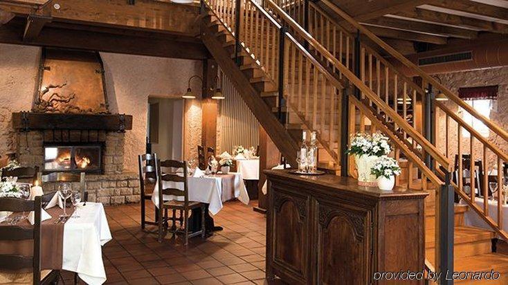 Victor'S Residenz-Hotel Schloss Berg Nennig Fasiliteter bilde Restaurant Au Vieux Fournil