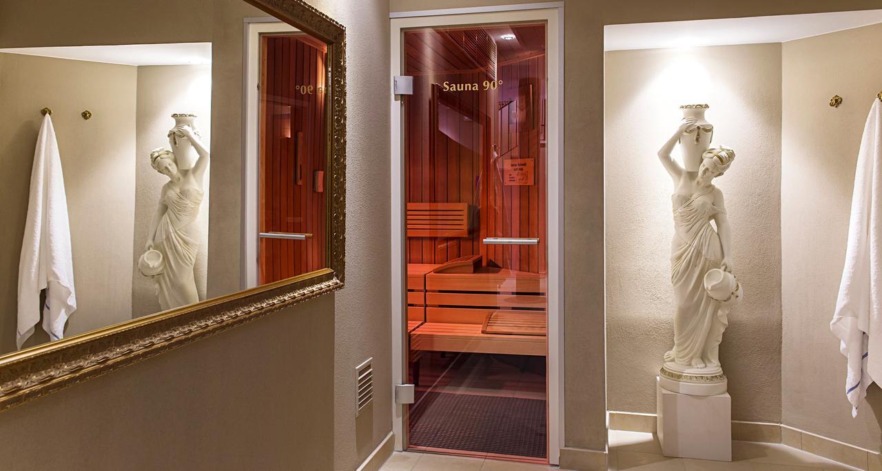 Victor'S Residenz-Hotel Schloss Berg Nennig Rom bilde Sauna
